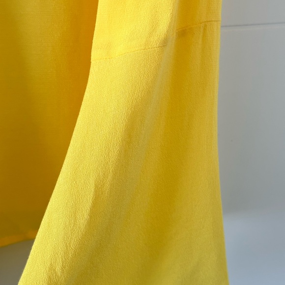 Lemon & Light Yellow Long Sleeve Shirt from United Colors of Benetton! 🌼 - Picture 6 of 9